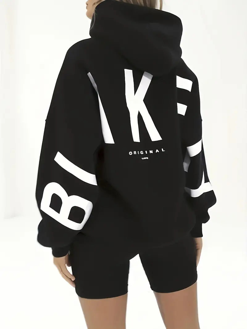 Hannah – Warm Hoodie with Sleek Pattern