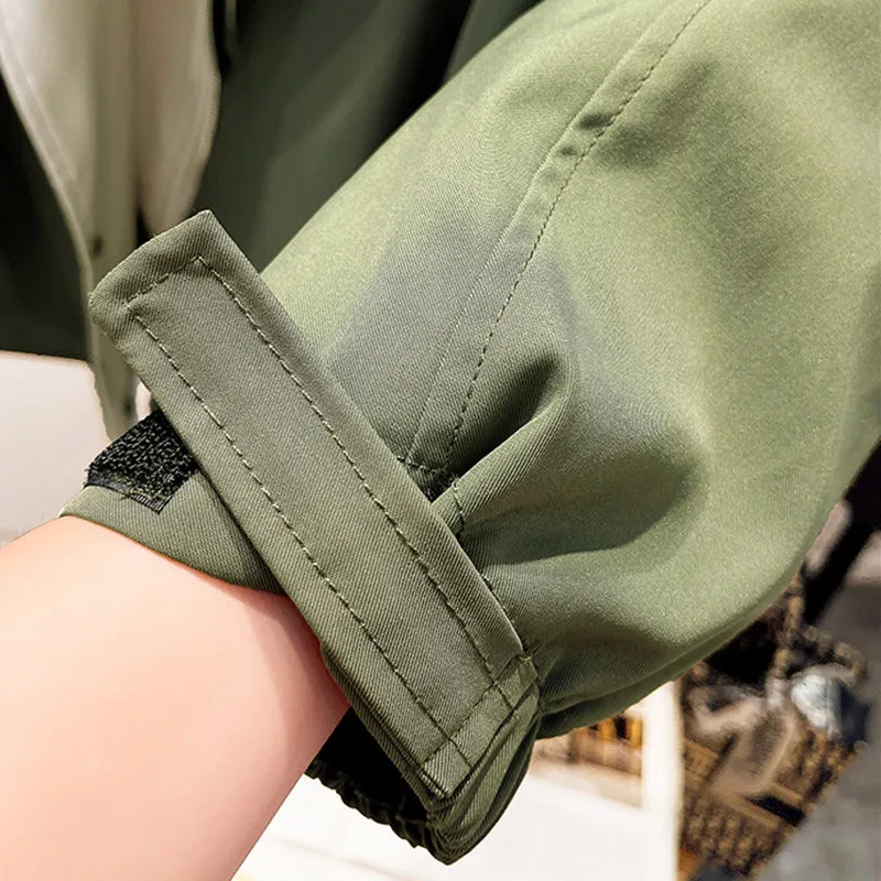 Alva Stylish Wind-Resistant Jacket