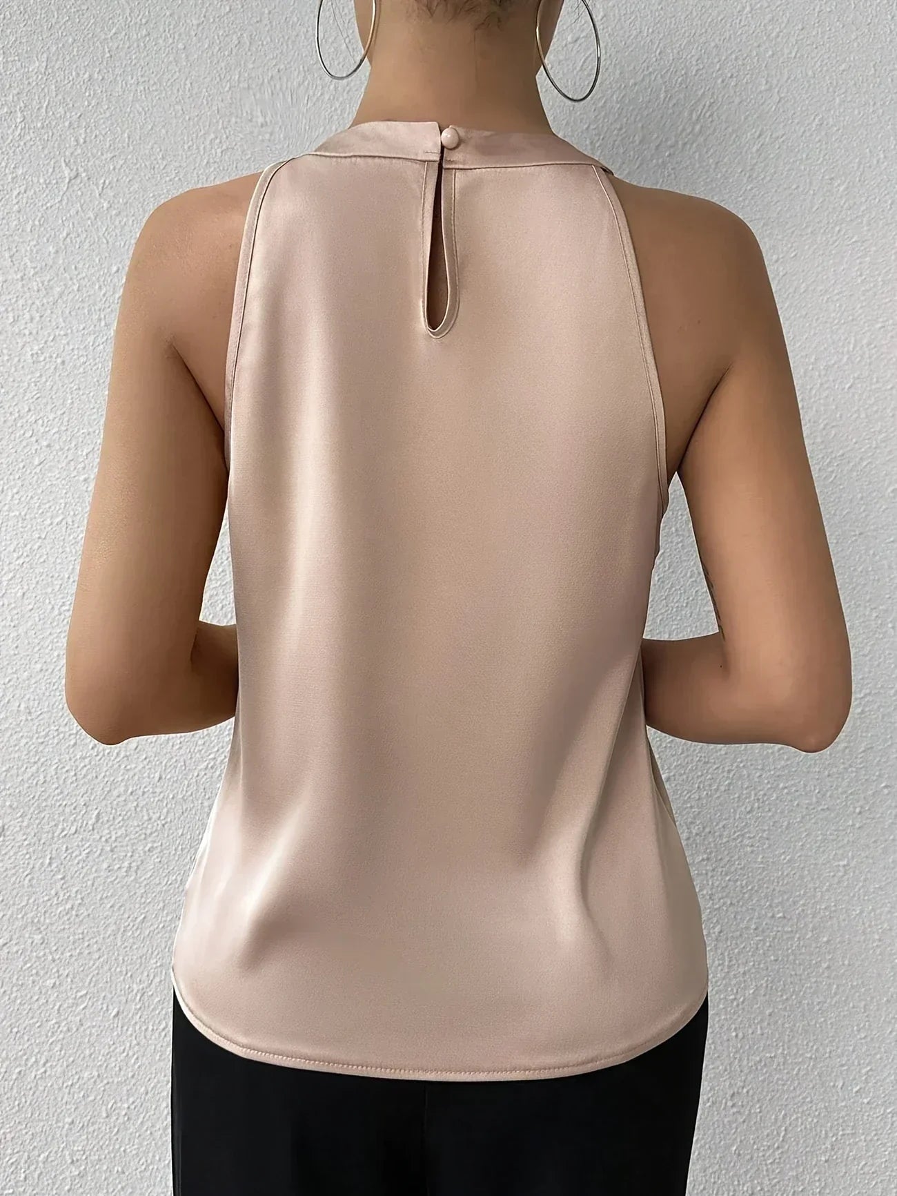 Cerys | Elegant Sleeveless Blouse