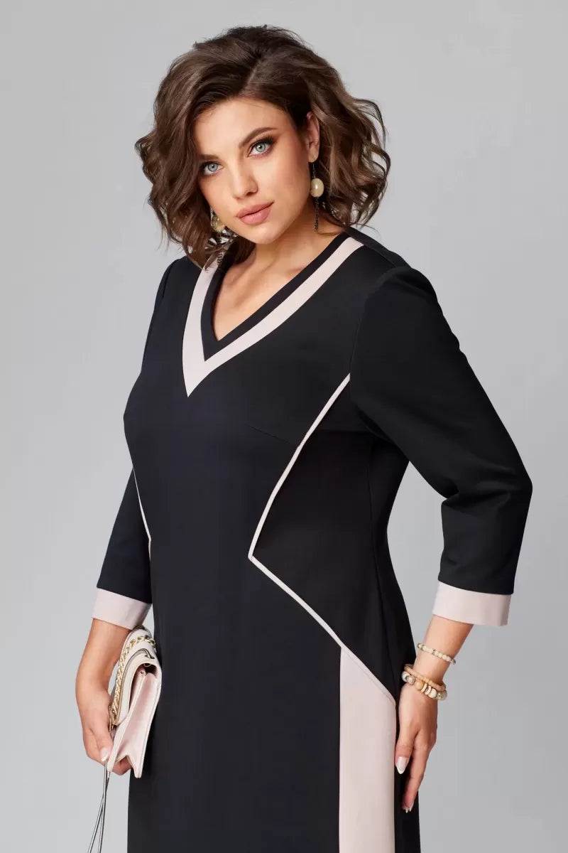 Alexa™ | Elegant V-neck dress