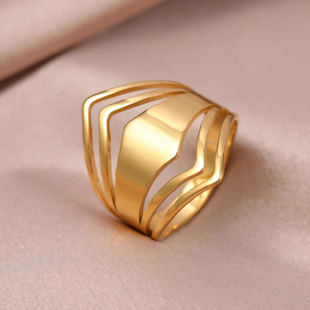 Elegant Gold Statement Ring